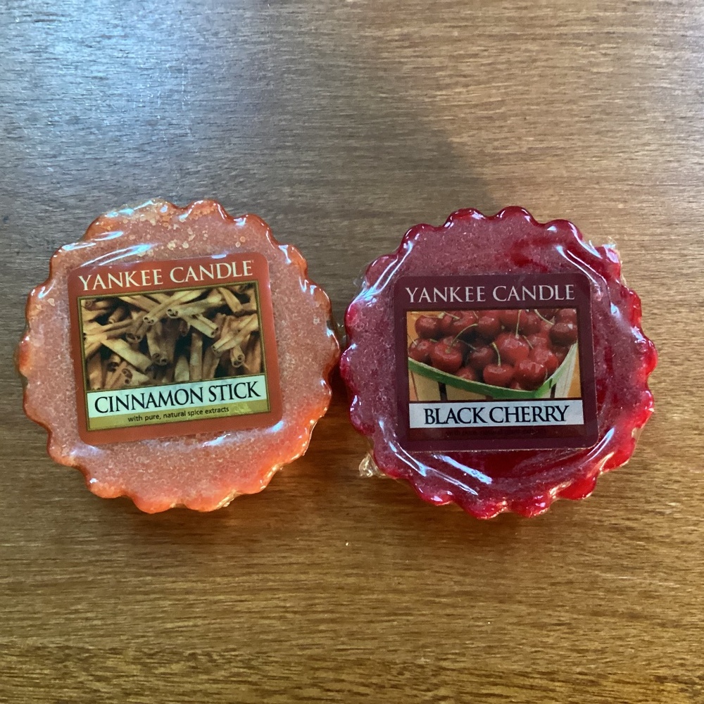 Yankee Candle Tarts CINNAMON STICK & Black Cherry NEW 0.8 oz each